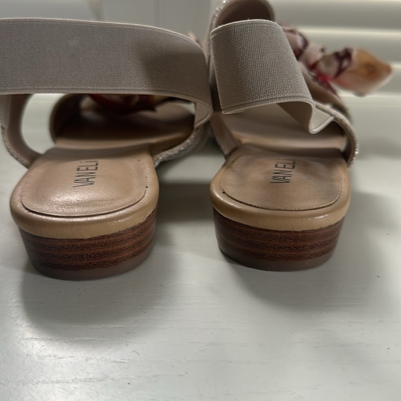 Vaneli Slides with twillys - Picture 4 of 4